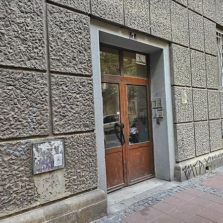 The Traveling Theater Belgrado Exterior foto